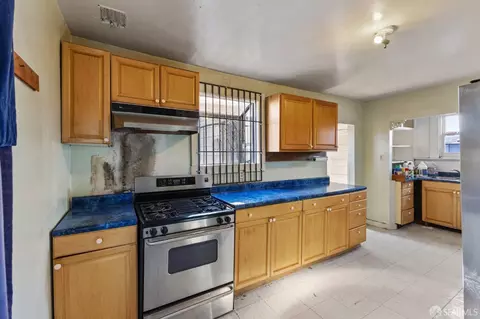Kitchen - 2203 25th St, San Francisco, CA 94107 photo 2 of 5