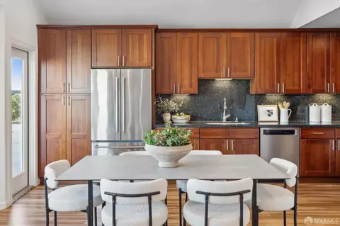 Kitchen - 1010 Ingerson Ave, San Francisco, CA 94124 photo 1 of 7