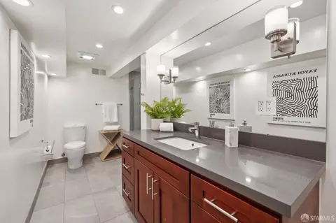 Bath - 1010 Ingerson Ave, San Francisco, CA 94124 photo 4 of 5