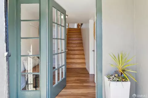 Entry Way - 1010 Ingerson Ave, San Francisco, CA 94124 photo 1 of 5