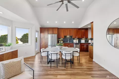 Dining - 1010 Ingerson Ave, San Francisco, CA 94124 photo 1 of 5
