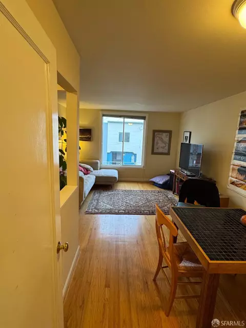 526 Peralta Ave, San Francisco, CA 94110 photo 6