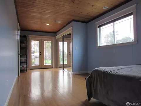 Bedroom - 1572 Manchester Ct, Concord, CA 94521 photo 1 of 7