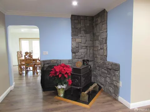 Entry Way - 1572 Manchester Ct, Concord, CA 94521 photo 1 of 1