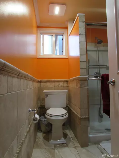 Bath - 1572 Manchester Ct, Concord, CA 94521 photo 4 of 5