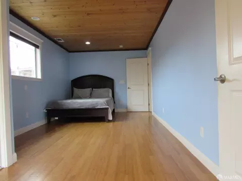 Bedroom - 1572 Manchester Ct, Concord, CA 94521 photo 2 of 7