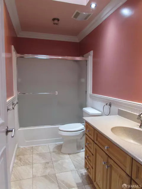Bath - 1572 Manchester Ct, Concord, CA 94521 photo 5 of 5