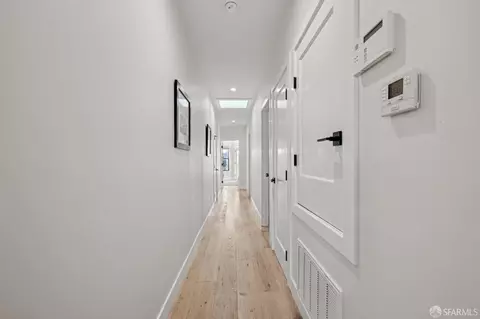 Entry Way - 1443 29th Ave, San Francisco, CA 94122 photo 2 of 4