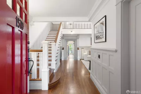 1570 12th Ave, San Francisco, CA 94122 photo 2