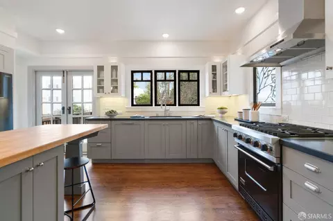 1570 12th Ave, San Francisco, CA 94122 photo 11