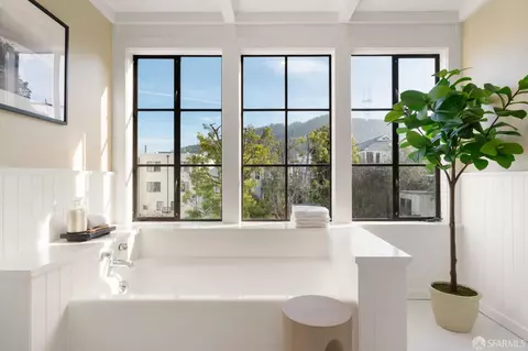 1570 12th Ave, San Francisco, CA 94122 photo 23