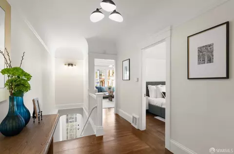 Entry Way - 133 Hancock St, San Francisco, CA 94114 photo 1 of 1