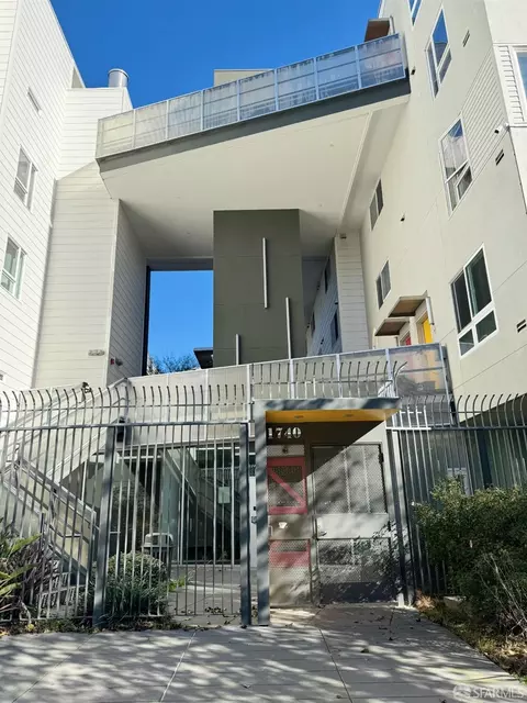 1740 Bancroft Ave #4504, San Francisco, CA 94124