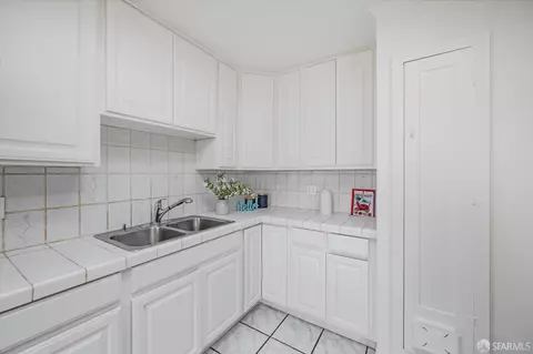 1950 24th Ave, San Francisco, CA 94116 photo 22