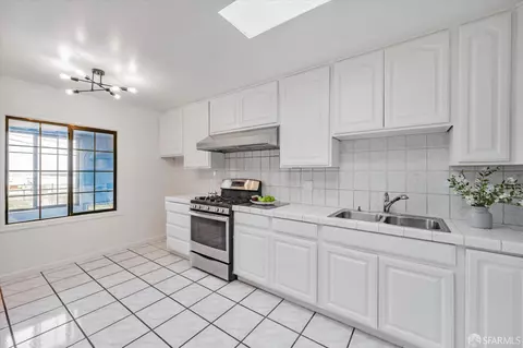 1950 24th Ave, San Francisco, CA 94116 photo 23