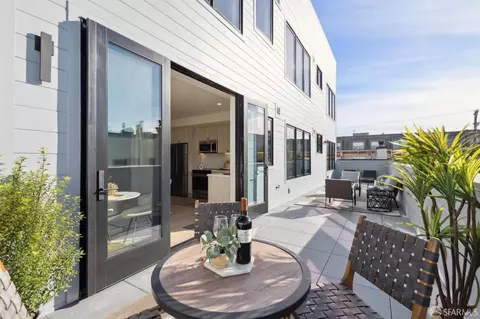 986 S Van Ness Ave #403, San Francisco, CA 94110