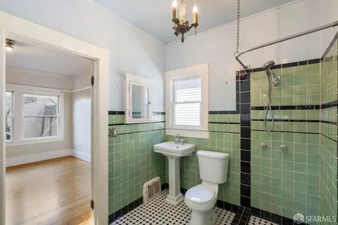 Bath - 101 Morse St, San Francisco, CA 94112 photo 1 of 1