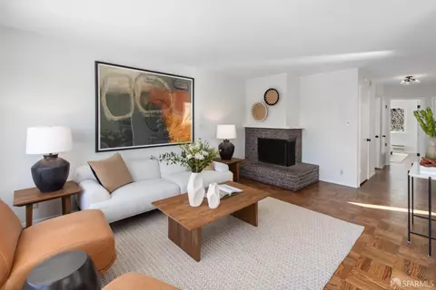 Living - 127 Putnam St, San Francisco, CA 94110 photo 3 of 5