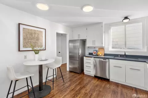 Kitchen - 127 Putnam St, San Francisco, CA 94110 photo 2 of 4