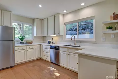 Kitchen - 150 Olympian Way, Pacifica, CA 94044 photo 3 of 8
