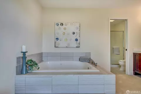 Bath - 150 Olympian Way, Pacifica, CA 94044 photo 4 of 8