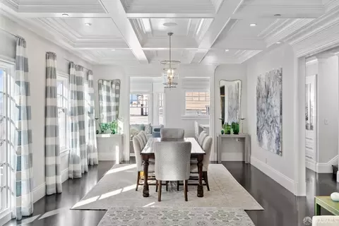 Dining - 2606 Octavia St, San Francisco, CA 94123 photo 3 of 11