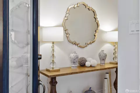Entry Way - 2606 Octavia St, San Francisco, CA 94123 photo 6 of 6