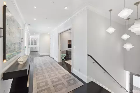 Entry Way - 2606 Octavia St, San Francisco, CA 94123 photo 4 of 6