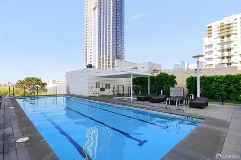 Exterior - 425 1st St #4405, San Francisco, CA 94105 photo 1 of 5