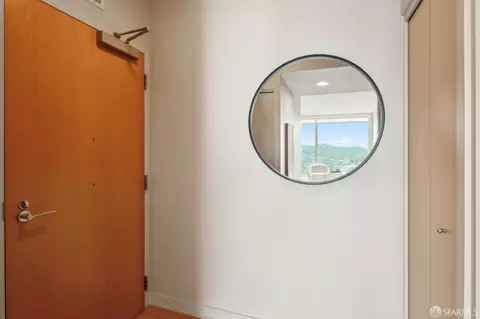 Entry Way - 425 1st St #4405, San Francisco, CA 94105 photo 2 of 3