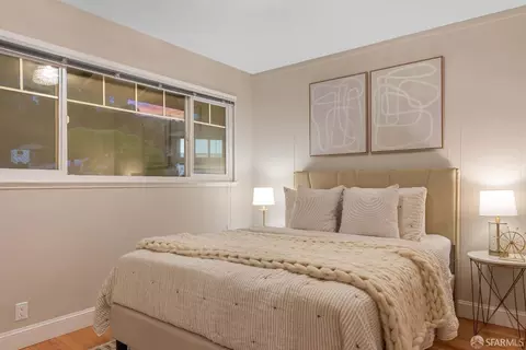 Bedroom - 916 Park Pacifica Ave, Pacifica, CA 94044 photo 9 of 10