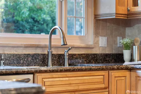 Kitchen - 916 Park Pacifica Ave, Pacifica, CA 94044 photo 6 of 6