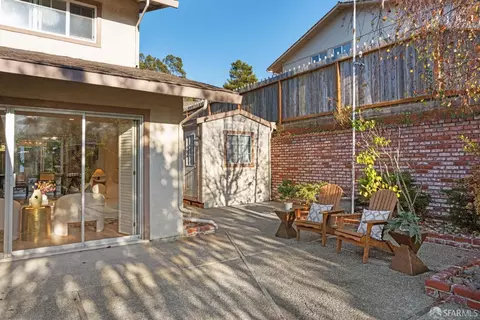 Exterior - 916 Park Pacifica Ave, Pacifica, CA 94044 photo 11 of 13