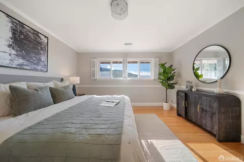 Bedroom - 916 Park Pacifica Ave, Pacifica, CA 94044 photo 2 of 10