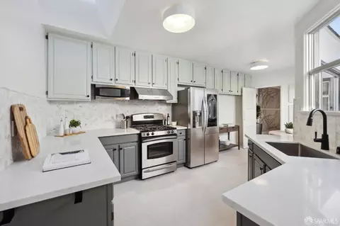 Kitchen - 726 30th Ave, San Francisco, CA 94121 photo 1 of 3