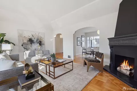 Living - 726 30th Ave, San Francisco, CA 94121 photo 2 of 4