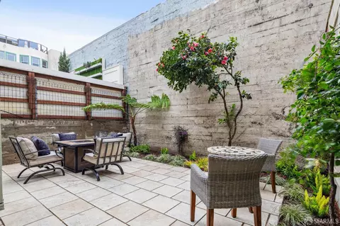 Exterior - 3 Mccormick St, San Francisco, CA 94109 photo 1 of 6