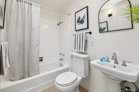 Bath - 3 Mccormick St, San Francisco, CA 94109 photo 1 of 3