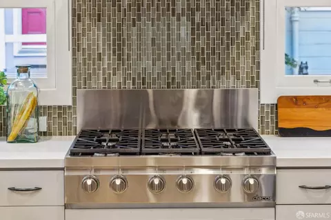 Kitchen - 3 Mccormick St, San Francisco, CA 94109 photo 4 of 6