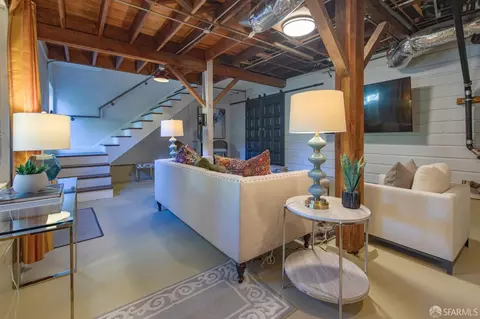 134 Staples Ave, San Francisco, CA 94112