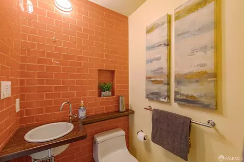 Bath - 134 Staples Ave, San Francisco, CA 94112 photo 2 of 2
