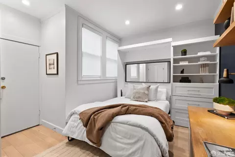 Bedroom - 2341 Franklin St #2, San Francisco, CA 94123 photo 4 of 5