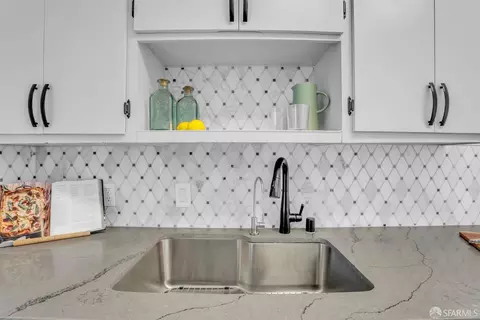 Kitchen - 552 Miller Ave, Pacifica, CA 94044 photo 1 of 4