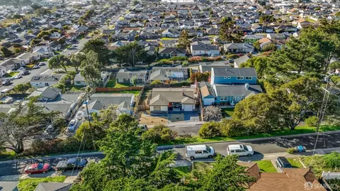 View/Area - 552 Miller Ave, Pacifica, CA 94044 photo 6 of 7