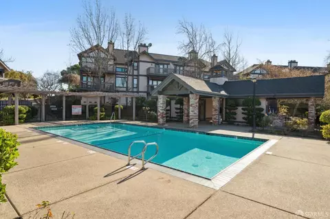 Exterior - 143 Haslemere Ct, Lafayette, CA 94549 photo 9 of 9