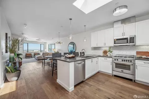 1275 Indiana St #401, San Francisco, CA 94107