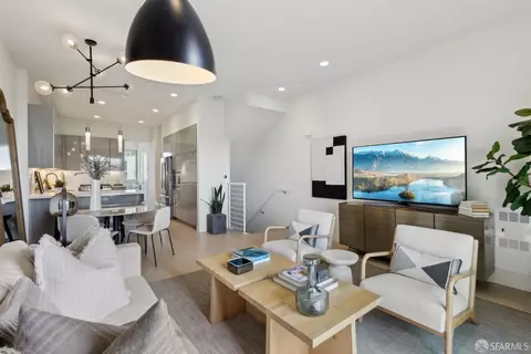 81 Kirkwood Ave, San Francisco, CA 94124