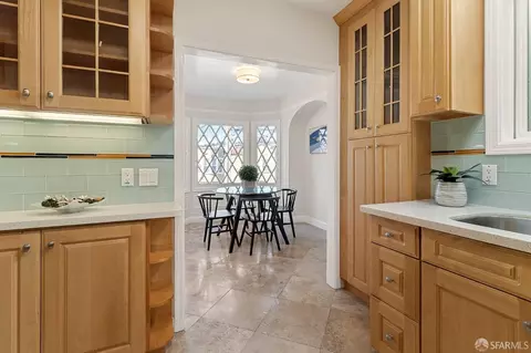 Dining - 1277 Cayuga Ave, San Francisco, CA 94112 photo 4 of 4