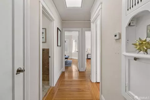 Entry Way - 1277 Cayuga Ave, San Francisco, CA 94112 photo 2 of 5