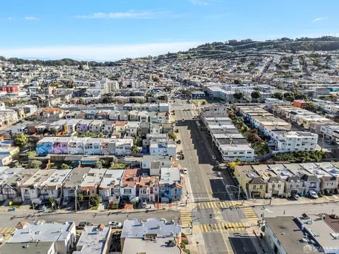 View/Area - 1277 Cayuga Ave, San Francisco, CA 94112 photo 4 of 7